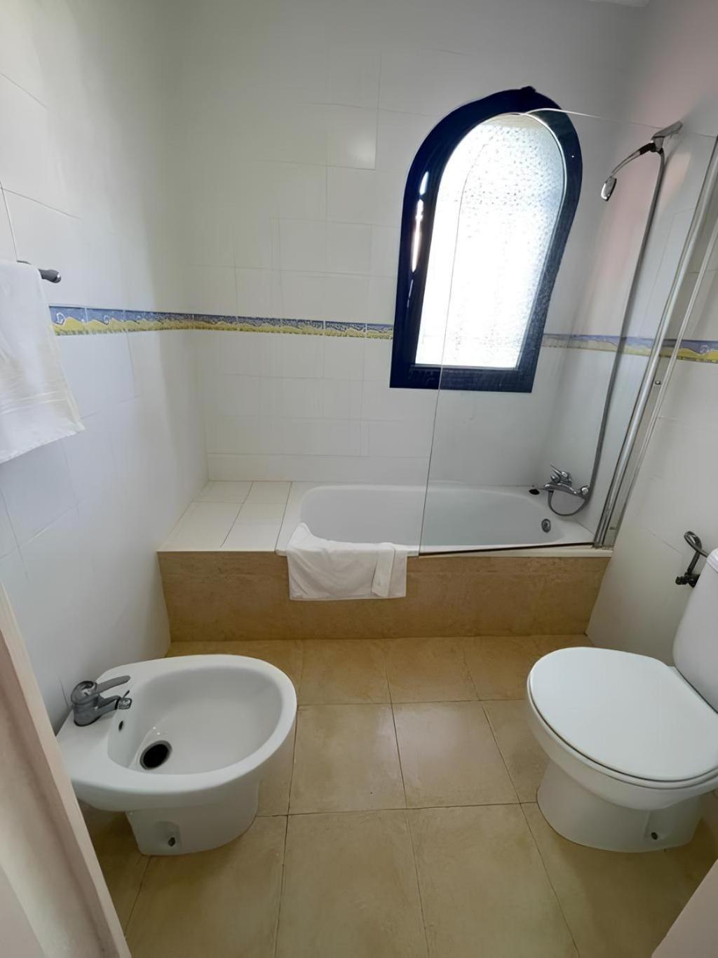 Bonita Villa Con Propio Entrada Y Con Piscina San Bartolomé Kültér fotó
