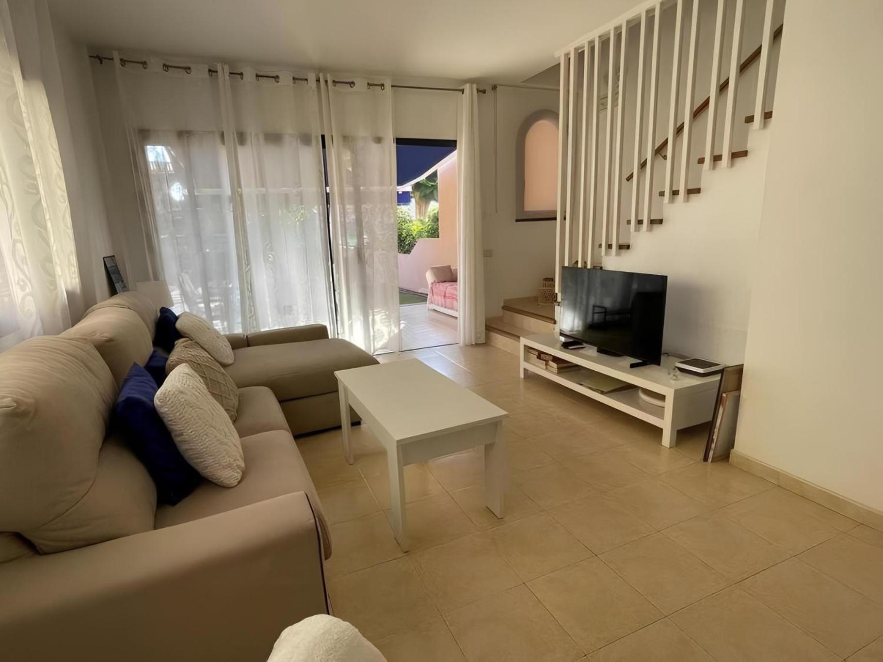 Bonita Villa Con Propio Entrada Y Con Piscina San Bartolomé Kültér fotó